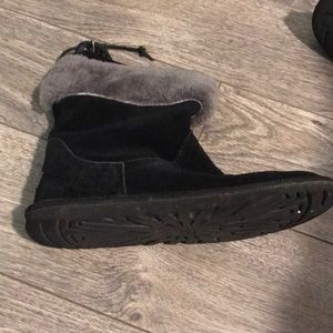 Kids size 4 black UGG boots with charms